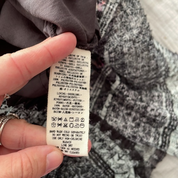 Free People Cherry Blossom Lace Accordion Mini Dress Sz 6 - Picture 8 of 8